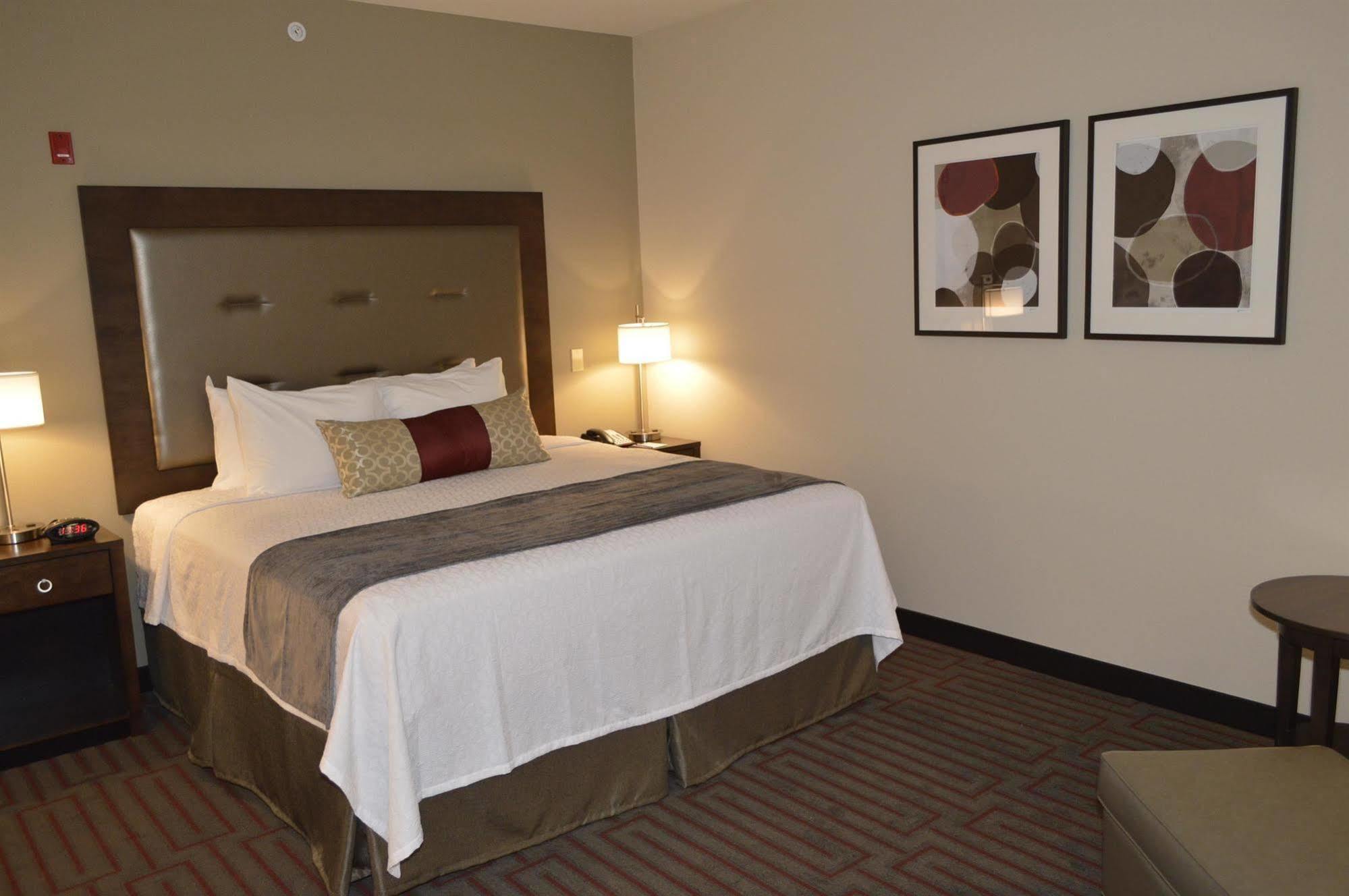 Best Western Plus Stevens County Inn Hugoton Екстер'єр фото